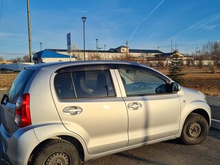 2011 Daihatsu Boon II, серебристый, 550000 рублей, вид 3