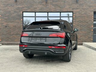 2023 Audi Q5 Sportback 40 TDI I (FY), чёрный, 7100000 рублей, вид 4
