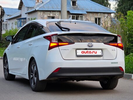 2019 Toyota Prius PHV ZVW52 Prime IV (XW50), белый, 1880000 рублей, вид 4