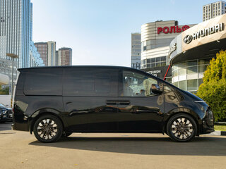2023 Hyundai Staria I, чёрный, 4728000 рублей, вид 3