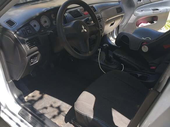 2007 Mitsubishi Lancer IX Рестайлинг, серебристый, 400000 рублей - вид 4