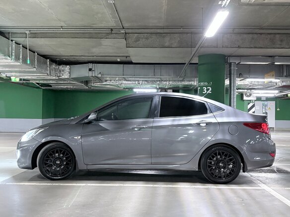 2011 Hyundai Solaris I, серый, 670000 рублей - вид 6