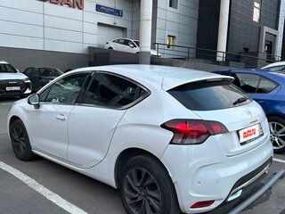 2012 Citroen DS4, белый, 700000 рублей, вид 4