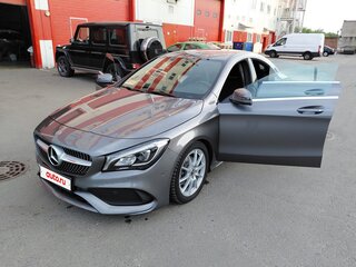 2018 Mercedes-Benz CLA 200 I (C117, X117) Рестайлинг, серый, 3000000 рублей, вид 3