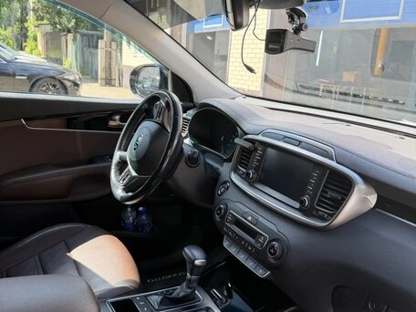 2019 Kia Sorento III Prime Рестайлинг, серый, 2990000 рублей, вид 4