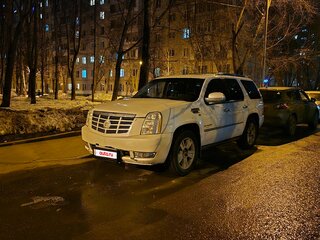2010 Cadillac Escalade III, белый, 1249000 рублей, вид 3