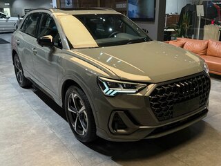 2026 Audi Q3 45 TFSI II (F3), серый, 5690000 рублей, вид 2