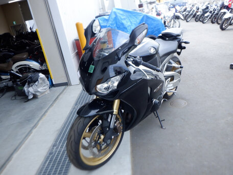 2010 Honda CBR 1000 RR/RA Fireblade, чёрный, 800000 рублей, вид 3