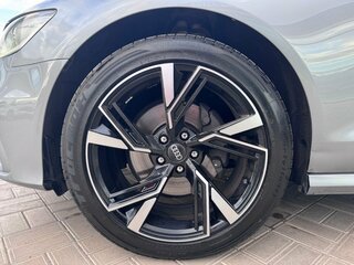2013 Audi A6 IV (C7), серый, 1499900 рублей, вид 5