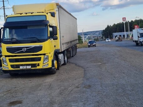 2012 Volvo FH, жёлтый, 3800000 рублей, вид 1