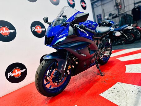 2022 Yamaha YZF-R7, синий, 820000 рублей, вид 4