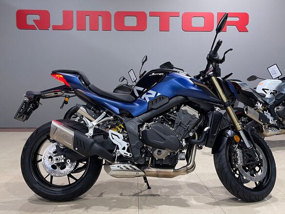 2026 QJMotor SRK 800, синий, 820000 рублей
