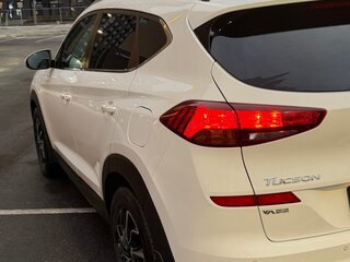 2018 Hyundai Tucson III Рестайлинг, белый, 2700000 рублей, вид 5