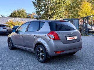 2010 Kia Ceed I Рестайлинг, бежевый, 750000 рублей, вид 4