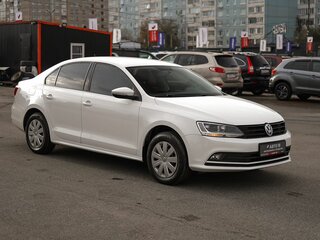 2015 Volkswagen Jetta VI Рестайлинг, белый, 1049000 рублей, вид 4