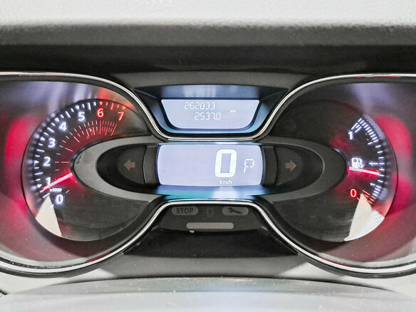 2017 Renault Kaptur I, белый, 850000 рублей - вид 12