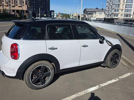 2014 Mini Countryman Cooper S I, белый, 1770000 рублей, вид 2