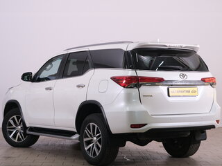 2019 Toyota Fortuner II, белый, 4229000 рублей, вид 4