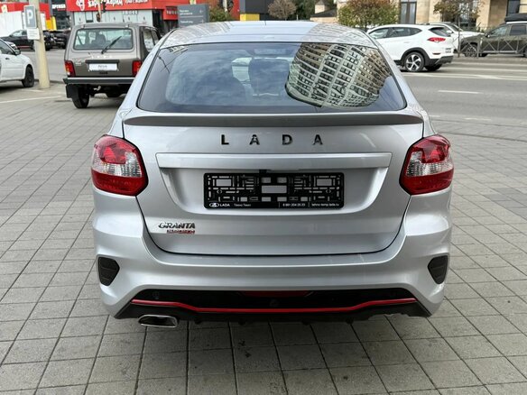 2026 Lada (ВАЗ) Granta Sport I Рестайлинг, серебристый, 1697000 рублей - вид 5