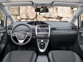 2010 Toyota Verso I, серый, 1245000 рублей, вид 5