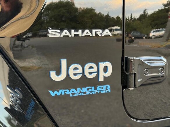 2022 Jeep Wrangler IV (JL), чёрный, 5500000 рублей - вид 6