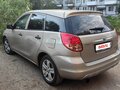 2003 Toyota Matrix I (E130), золотистый, 750000 рублей - вид 1