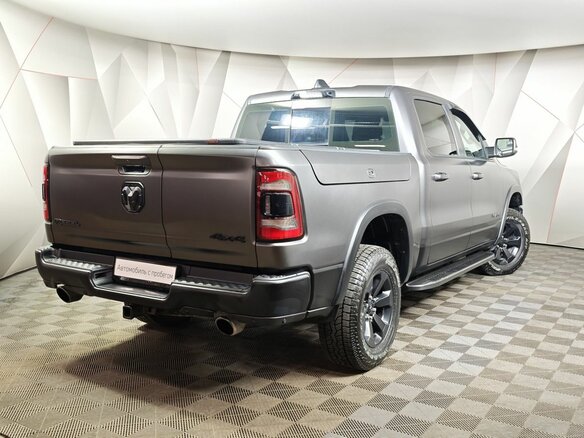 2022 Ram 1500 Crew Cab V, белый, 7249000 рублей - вид 1
