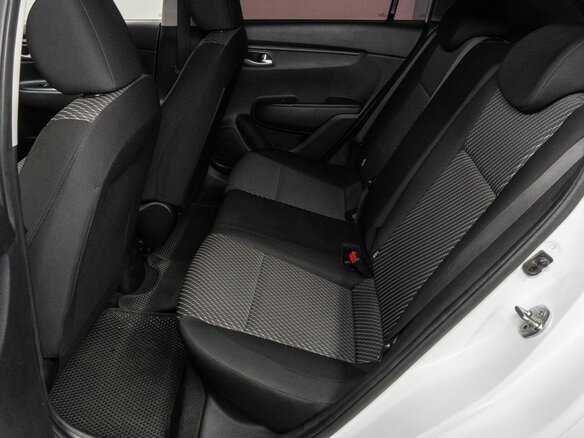 2018 Kia Rio X-Line IV, белый, 999000 рублей - вид 13