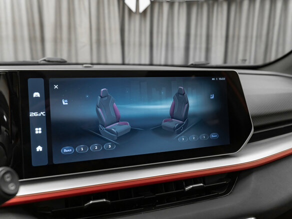 2023 Geely Coolray I Рестайлинг, красный, 2050000 рублей - вид 24