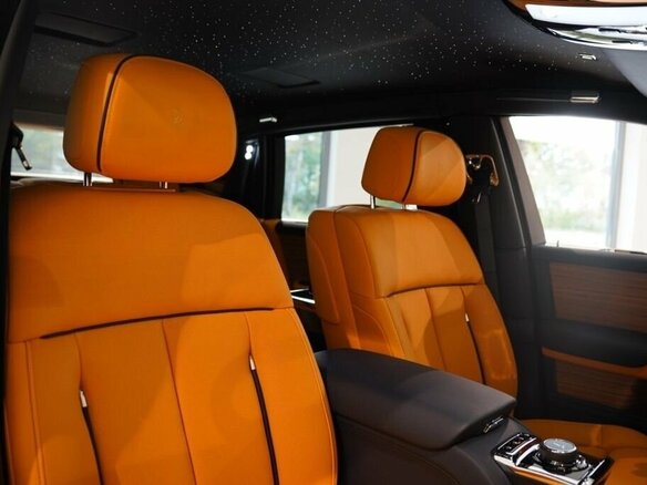 2025 Rolls-Royce Phantom Extended VIII Рестайлинг (Series II), чёрный, 89000000 рублей - вид 17