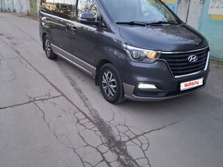 2021 Hyundai H-1 II Рестайлинг 2, серый, 3900000 рублей, вид 2
