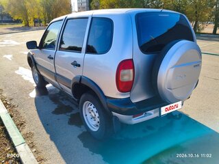 2008 Chevrolet Niva I, серебристый, 270000 рублей, вид 3