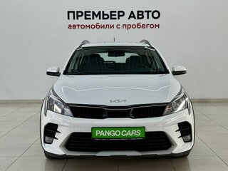 2022 Kia Rio X IV Рестайлинг, белый, 1490000 рублей, вид 2