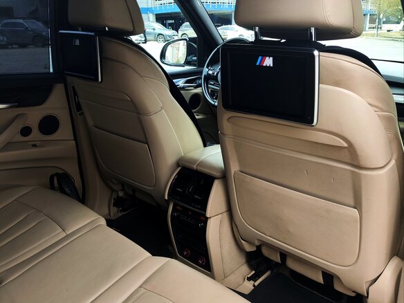 2013 BMW X5 50i III (F15), белый, 3490000 рублей - вид 37