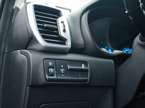 2018 Kia Sportage IV Рестайлинг, коричневый, 2179000 рублей - вид 11