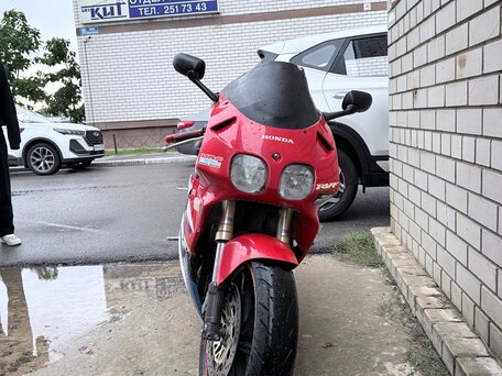 1996 Honda RVF 400, красный, 210000 рублей, вид 2
