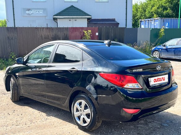 2012 Hyundai Solaris I, чёрный - вид 2
