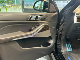 2024 BMW X5 40d IV (G05/G18) Рестайлинг, чёрный, 12990000 рублей, вид 5