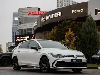 2021 Volkswagen Golf VIII, белый, 2418000 рублей, вид 2