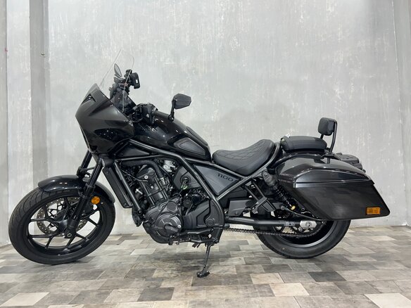 2023 Honda CMX 1100 Rebel, чёрный, 1095000 рублей - вид 1