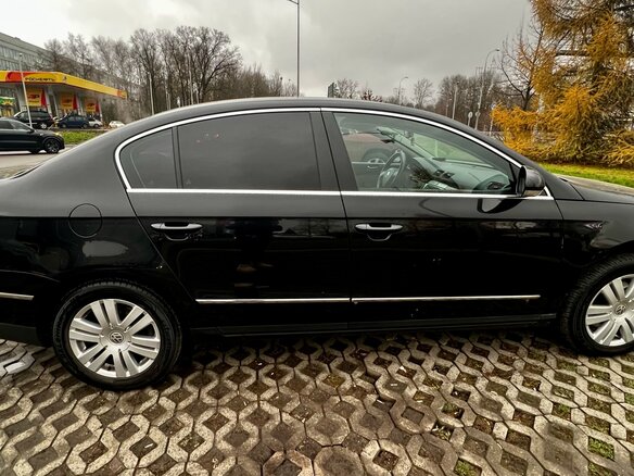 2008 Volkswagen Passat B6, чёрный - вид 1