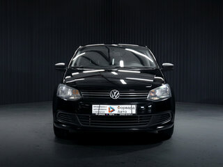 2014 Volkswagen Polo V, чёрный, 899000 рублей, вид 2