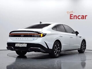 2023 Hyundai Sonata VIII (DN8) Рестайлинг, белый, 2405000 рублей, вид 2