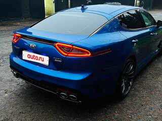 2018 Kia Stinger I, синий, 3000000 рублей, вид 4