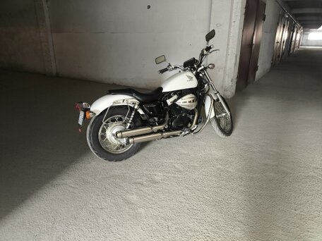 2010 Honda Shadow 750, белый, 600000 рублей, вид 1