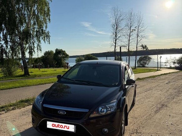 2010 Ford Focus II Рестайлинг, фиолетовый, 345000 рублей - вид 2