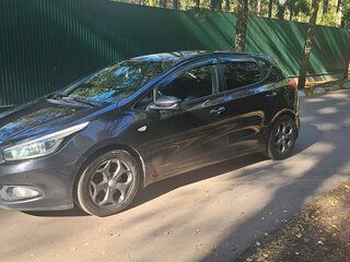 2013 Kia Ceed II, чёрный, 960000 рублей, вид 1