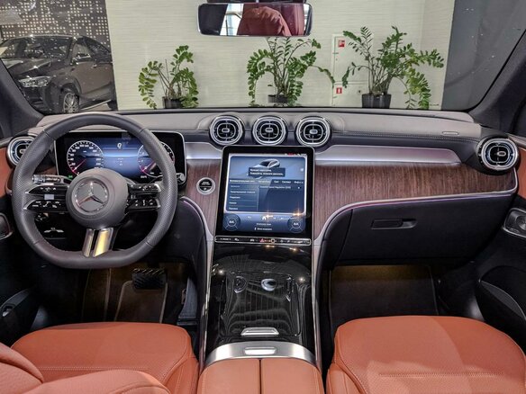 2025 Mercedes-Benz GLC 300 L II (X254), чёрный - вид 9