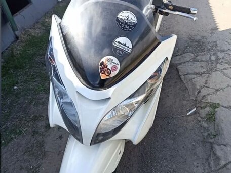 2008 Suzuki Burgman (SkyWave) 400, белый, 270000 рублей, вид 3