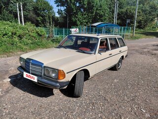 1982 Mercedes-Benz W123 300, бежевый, 505000 рублей, вид 2